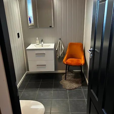 Flott Pa Voss I Trastolsvegen Med 3 Soverom 6 Sengeplasser Lägenhet *
