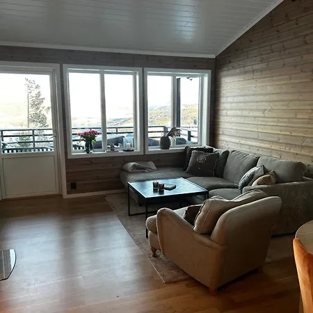 Flott Pa Voss I Trastolsvegen Med 3 Soverom 6 Sengeplasser Skulestadmo